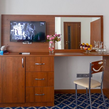 Demir Yol Plaza Hotel Baku Exteriör bild