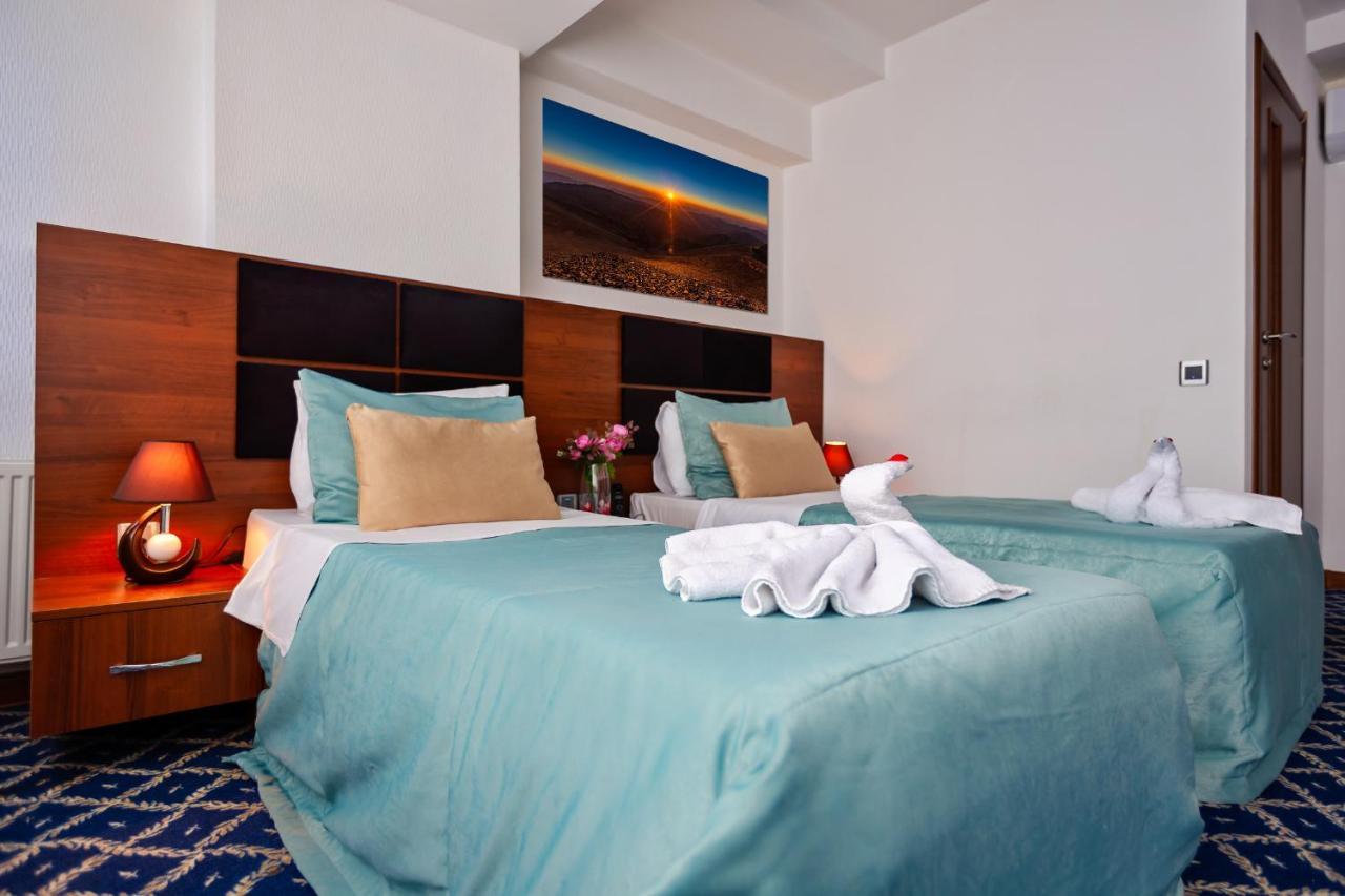 Demir Yol Plaza Hotel Baku Exteriör bild