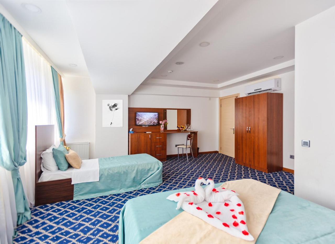 Demir Yol Plaza Hotel Baku Exteriör bild