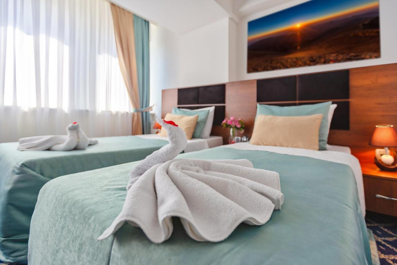 Demir Yol Plaza Hotel Baku Exteriör bild